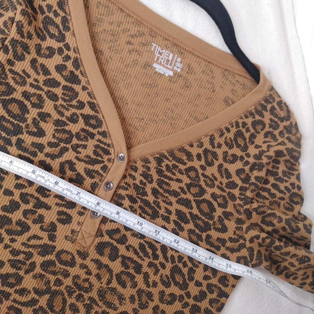 Time & Tru Women's Girls Leopard Animal print long Sleeve Top Small Waffle Knit‎ - Picture 7 of 8